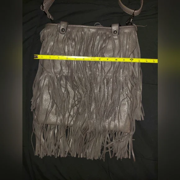 FRINGE BAG, GREY, BEAUTIFUL BAG, BY BAM FOREVER, CROSSBODY/TOP HANDLE, - Picture 9 of 10